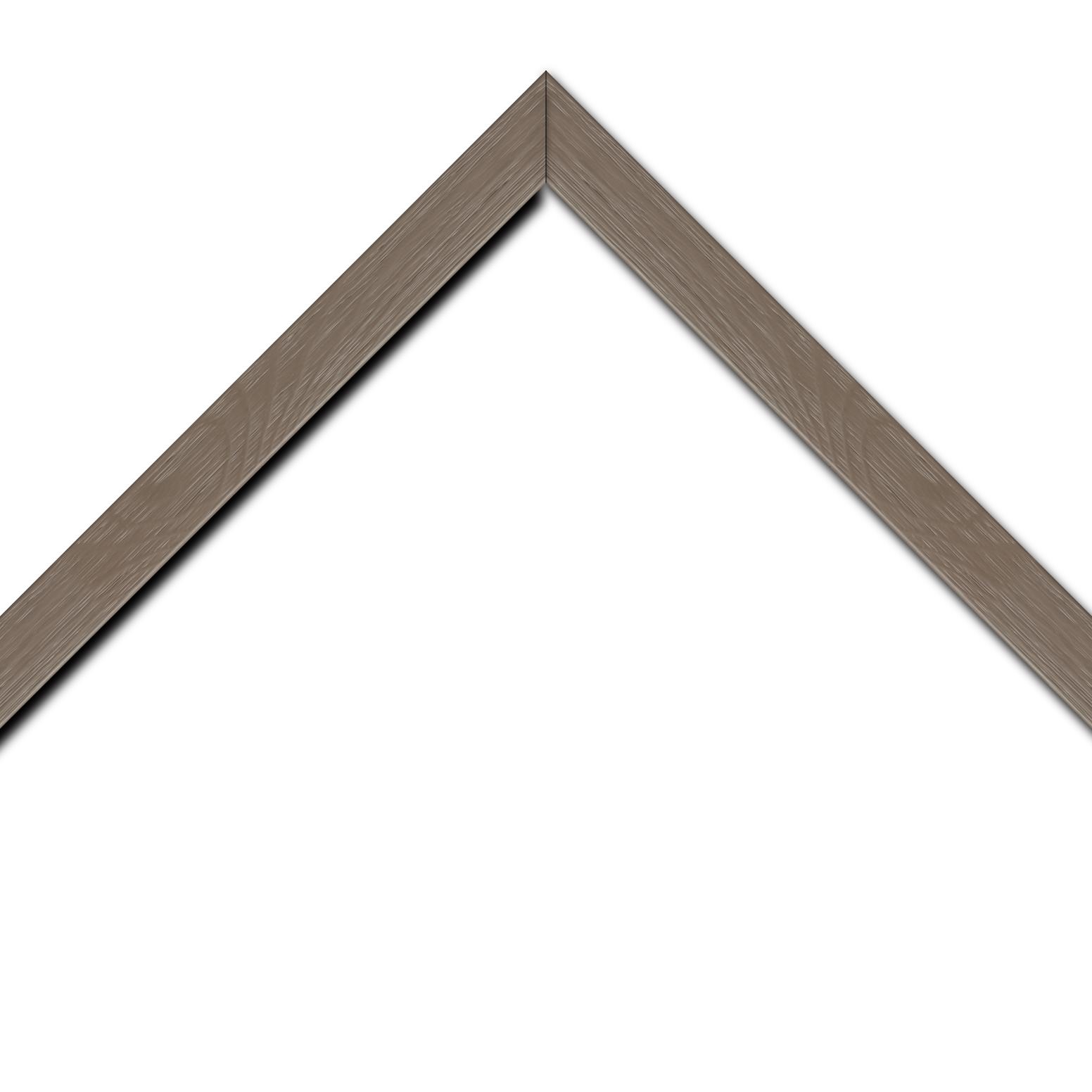 Baguette bois profil plat largeur 3cm , couleur taupe (veines du bois apparentes , essence du bois : pin )