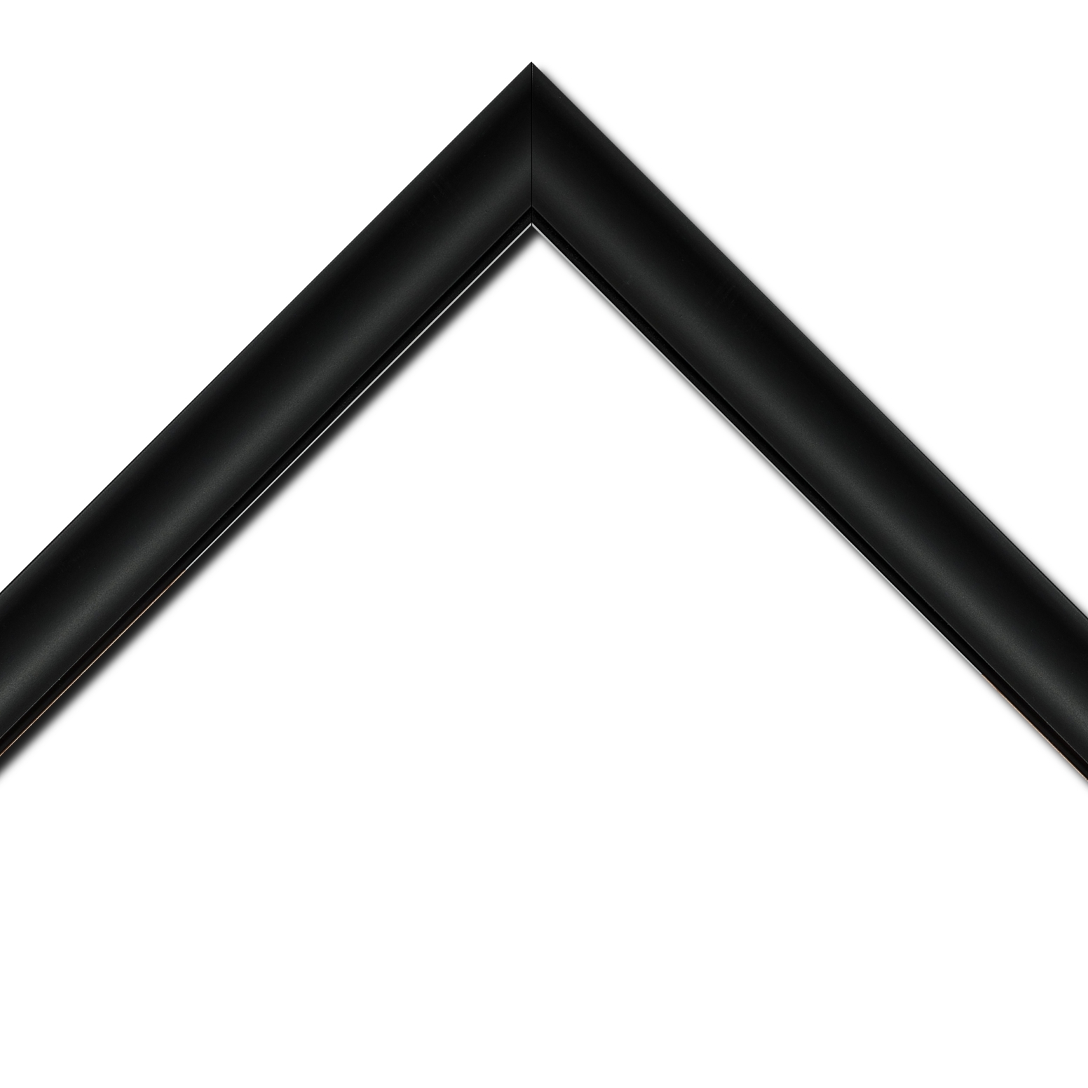 Baguette bois profil incurvé largeur 4.1cm couleur noir mat finition pore bouché