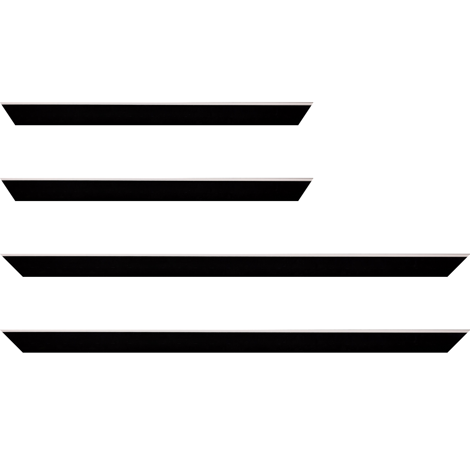 Baguette bois profil arrondi en pente plongeant largeur 2.4cm couleur noir satiné,veine du bois  apparent (pin) , angle du cadre extérieur filet argent chromé - 59.4x84.1